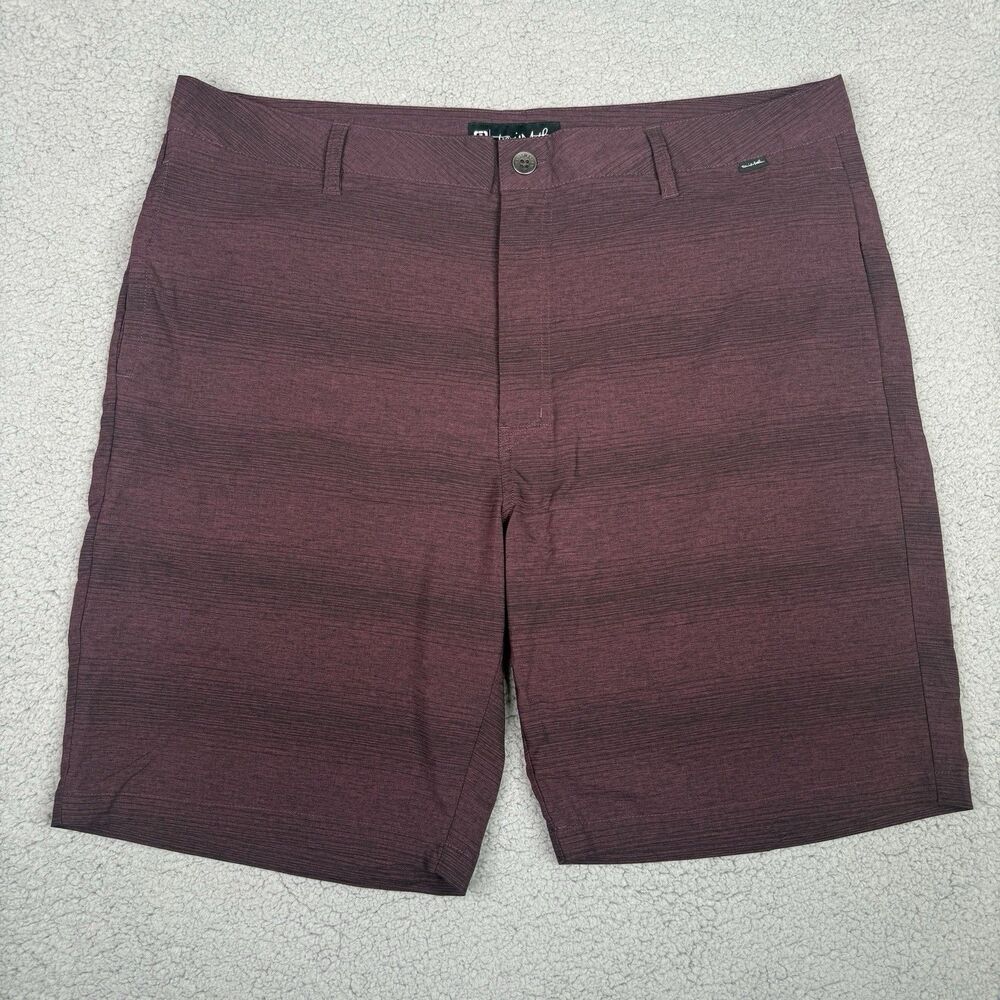 Travis Mathew Shorts Mens 38 Burgundy Performance Golf Stretch Casual 9" Chino
